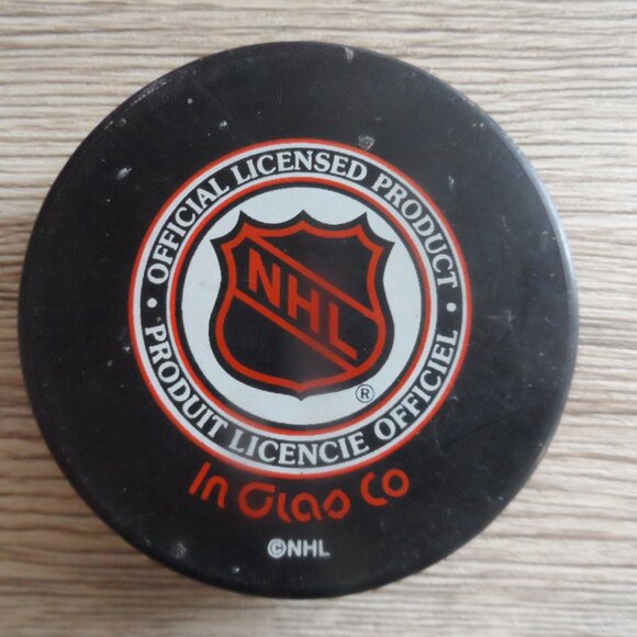 NHL Nashville Predators Hockey Puck - Picture 2 of 2